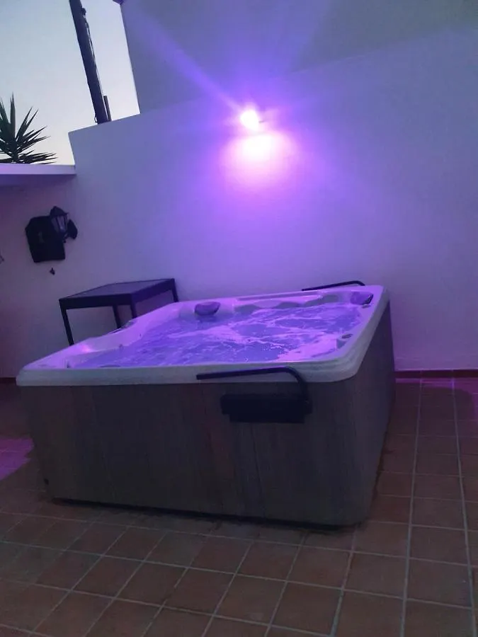 빌라 Fun Family Villa-Crazy Golf Course-Heated Pool-Cocktail Bar-Jacuzzi-Games Room-Wifi &Uk Tv 푸에르토 델 카르멘