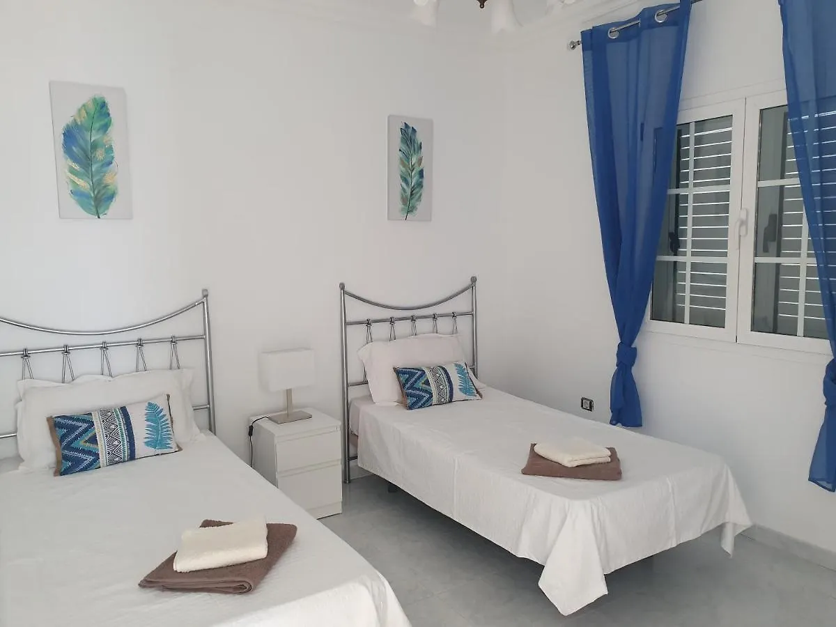 Fun Family Villa-Crazy Golf Course-Heated Pool-Cocktail Bar-Jacuzzi-Games Room-Wifi &Uk Tv 푸에르토 델 카르멘 빌라
